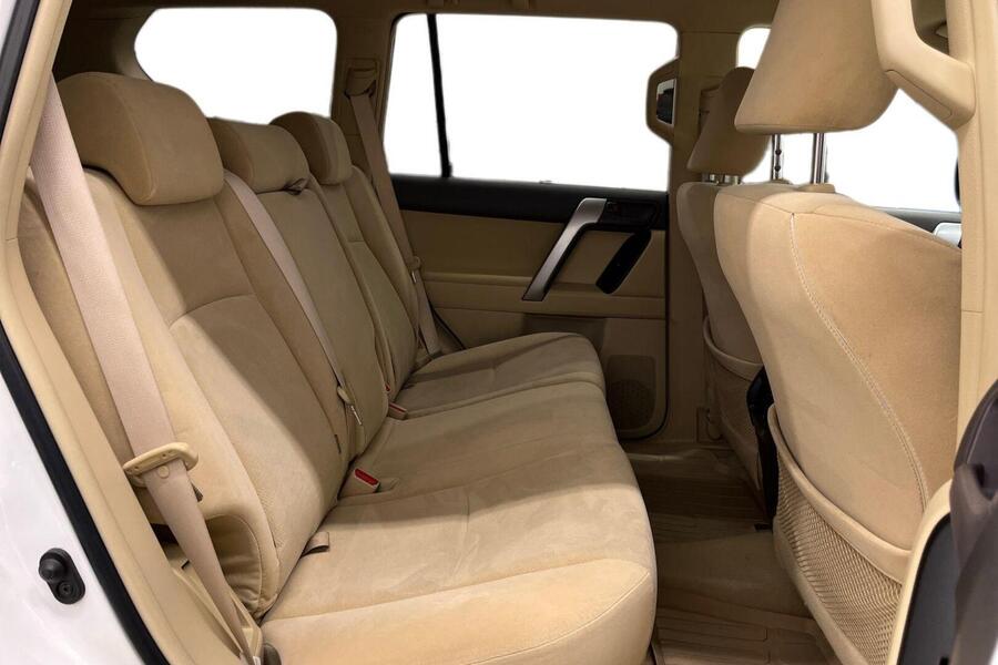 Toyota Land Cruiser vaihtoauto