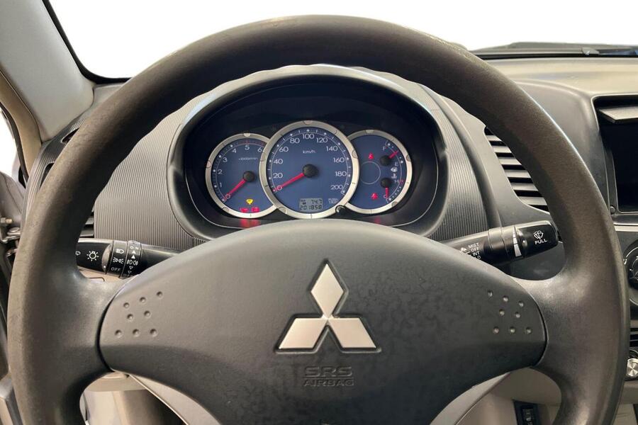 Mitsubishi L200 vaihtoauto