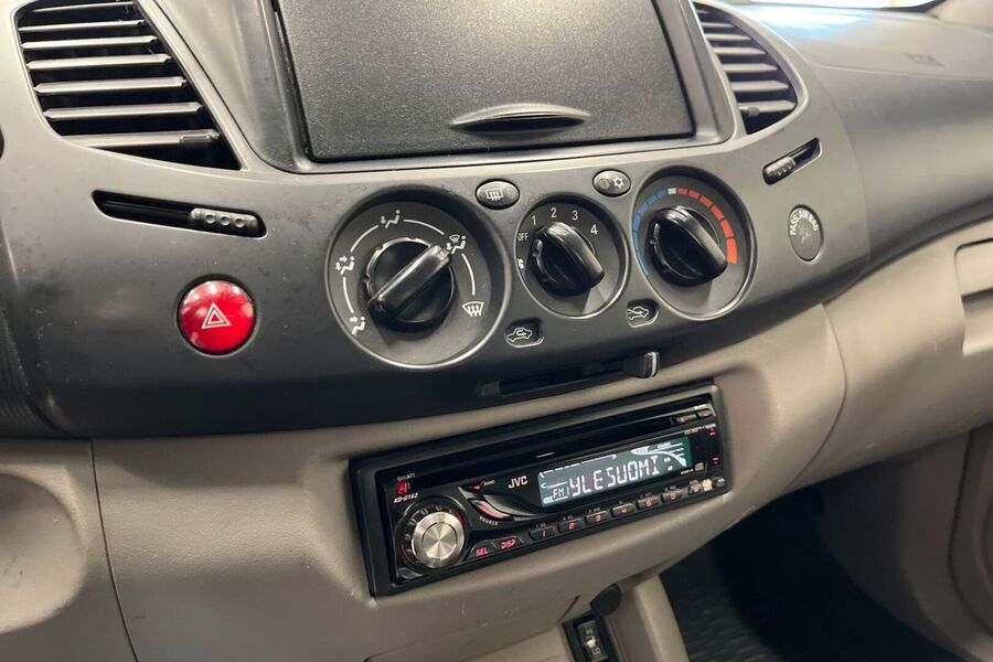 Mitsubishi L200 vaihtoauto