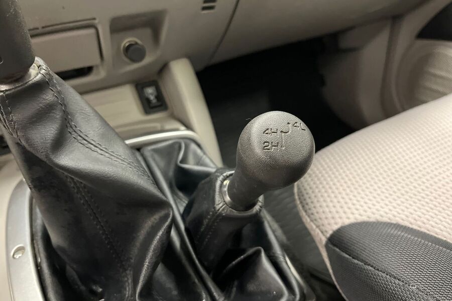 Mitsubishi L200 vaihtoauto