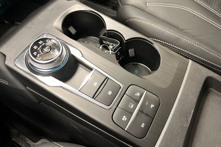 Ford Kuga vaihtoauto