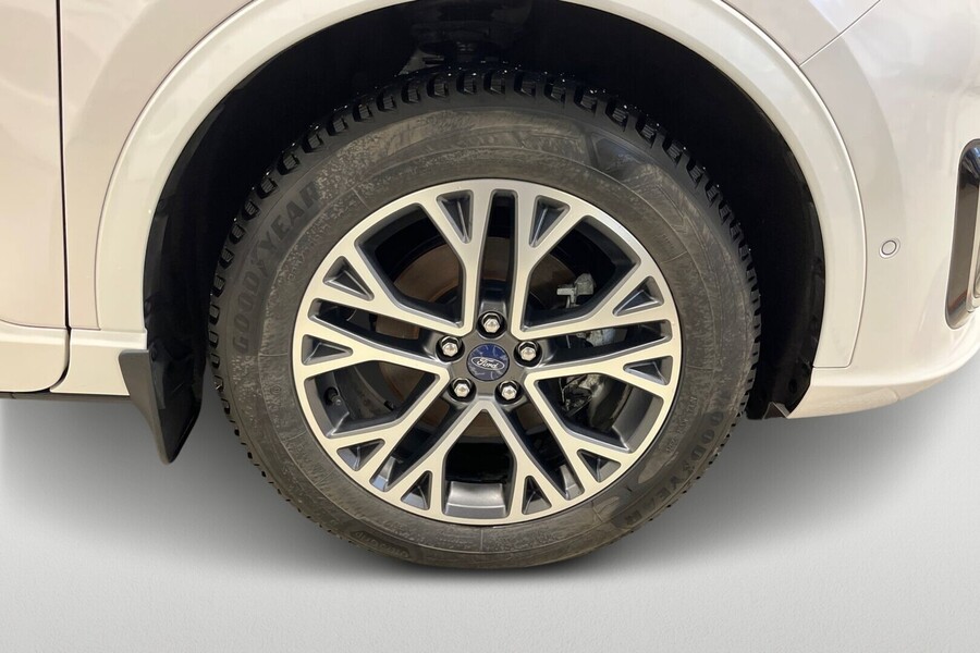 Ford Kuga vaihtoauto