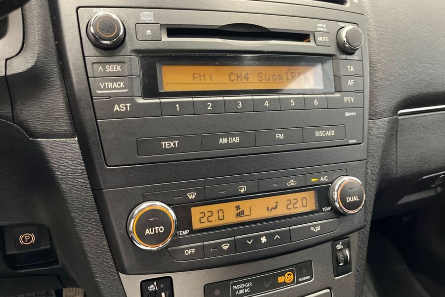 Toyota Avensis vaihtoauto