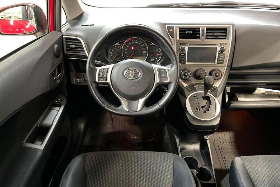 Toyota Verso-S vaihtoauto