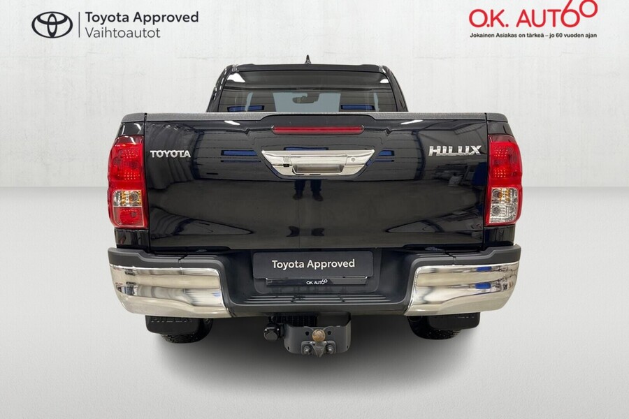 Toyota Hilux vaihtoauto