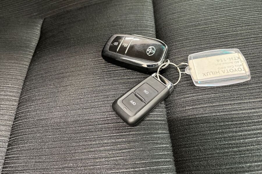 Toyota Hilux vaihtoauto