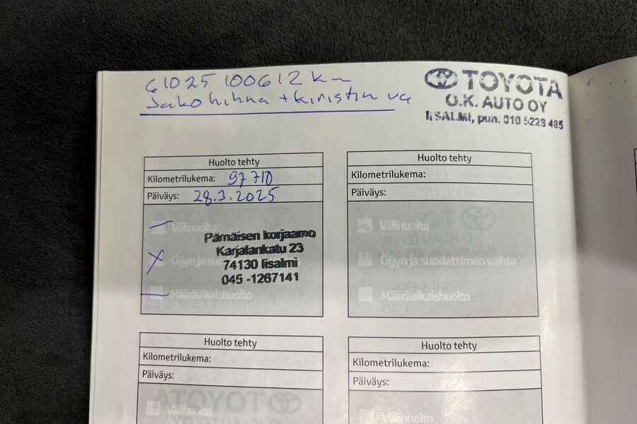 Toyota Hilux vaihtoauto