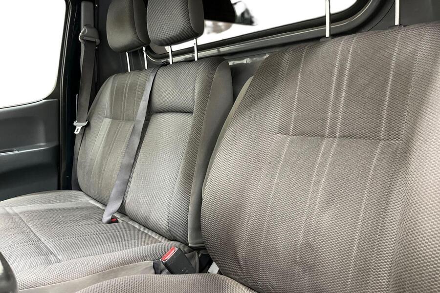 Toyota Hiace vaihtoauto