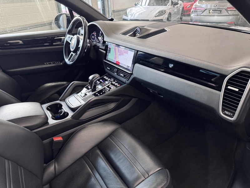 Porsche Cayenne vaihtoauto