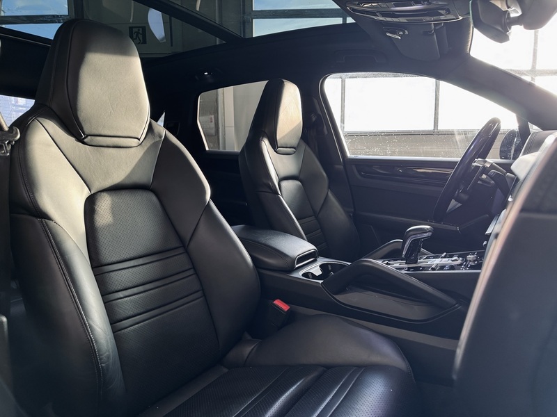 Porsche Cayenne vaihtoauto