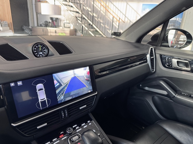 Porsche Cayenne vaihtoauto