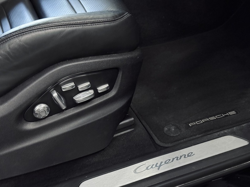 Porsche Cayenne vaihtoauto