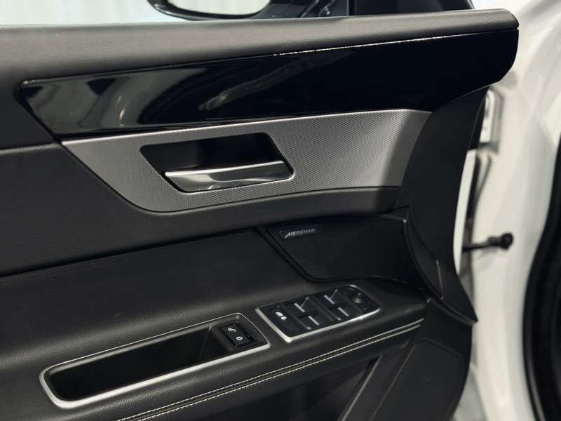 Jaguar XF vaihtoauto