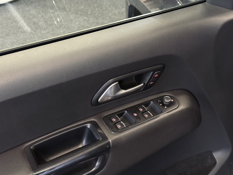 Volkswagen Amarok vaihtoauto