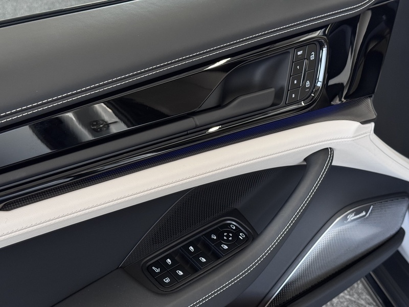 Porsche Panamera vaihtoauto