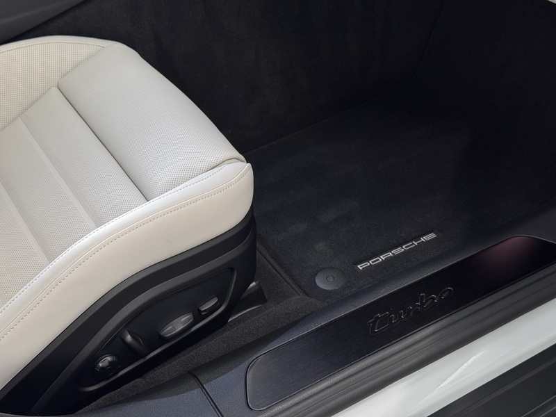 Porsche Panamera vaihtoauto