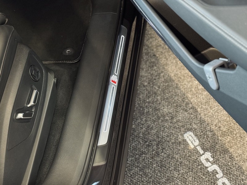 Audi Q8 e-tron vaihtoauto