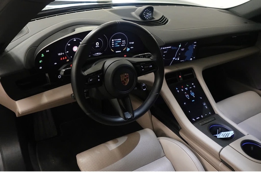 Porsche Taycan vaihtoauto