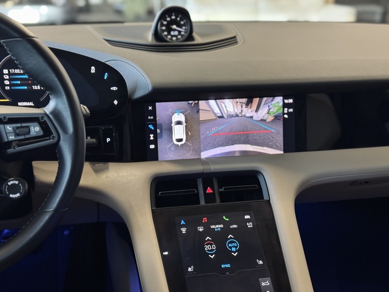 Porsche Taycan vaihtoauto