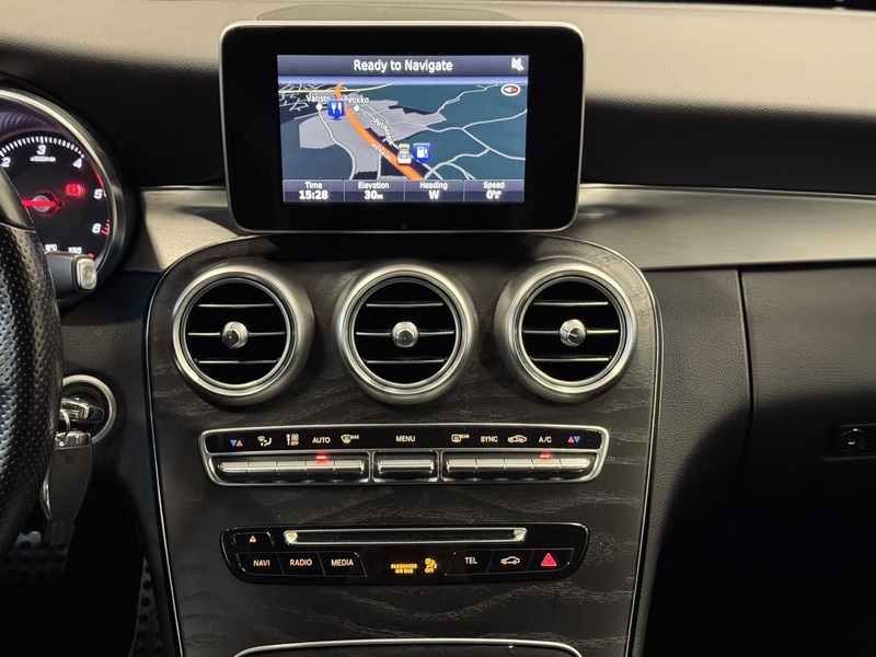 Mercedes-Benz C vaihtoauto