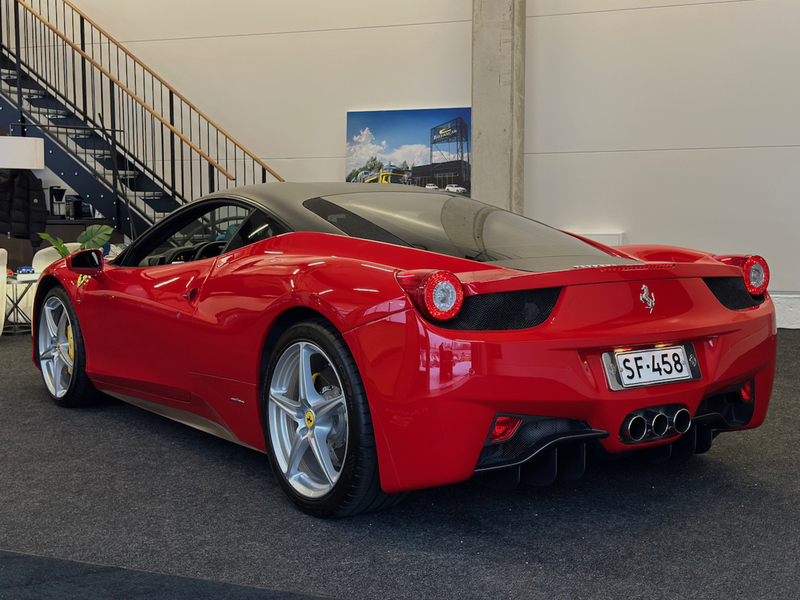 Ferrari 458 vaihtoauto