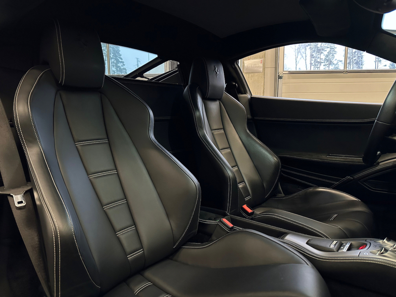 Ferrari 458 vaihtoauto