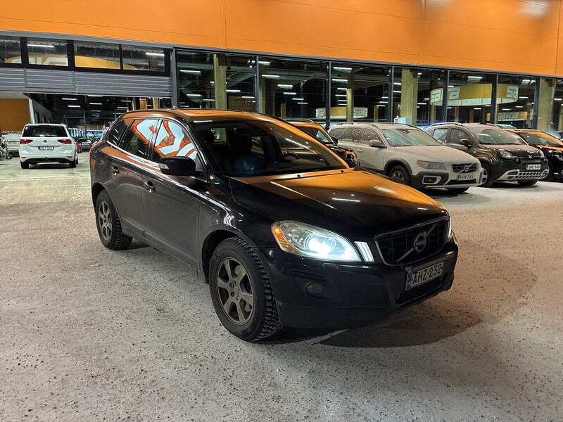 Volvo XC60 vaihtoauto