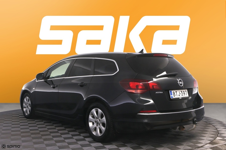 Opel Astra vaihtoauto