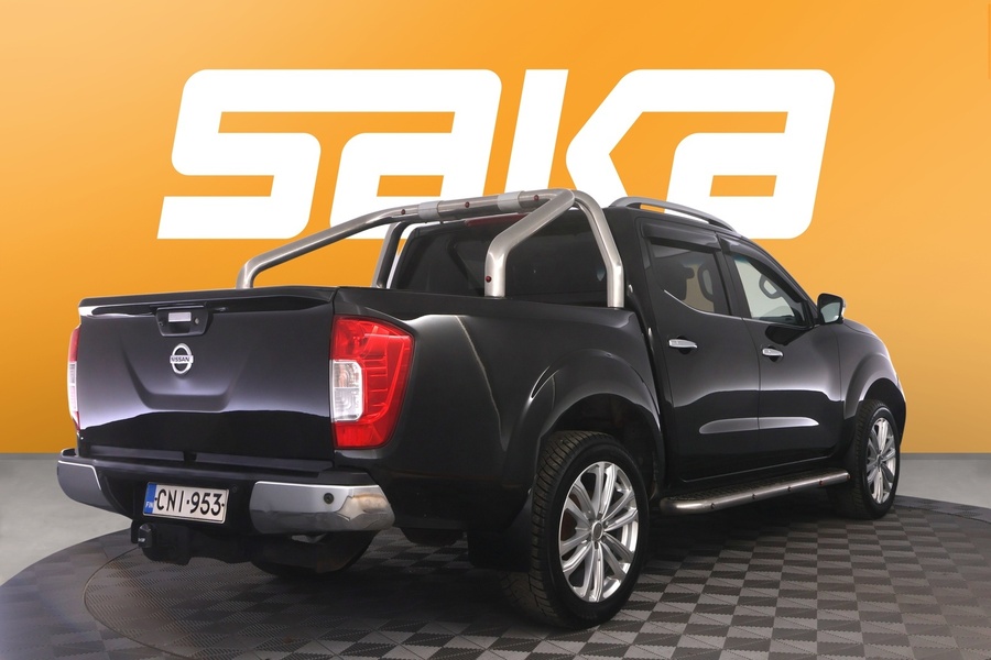 Nissan Navara vaihtoauto