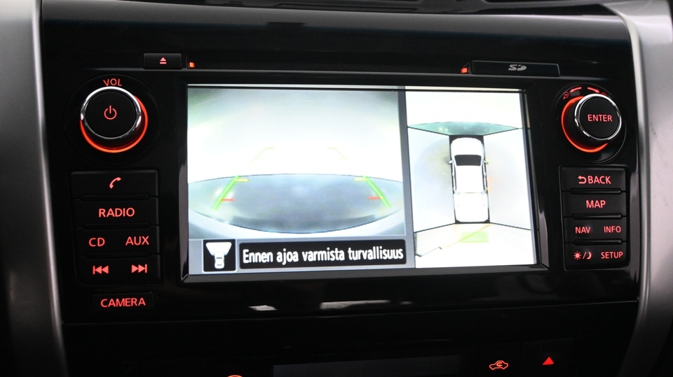 Nissan Navara vaihtoauto