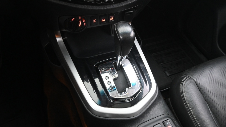 Nissan Navara vaihtoauto