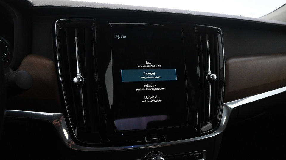 Volvo S90 vaihtoauto