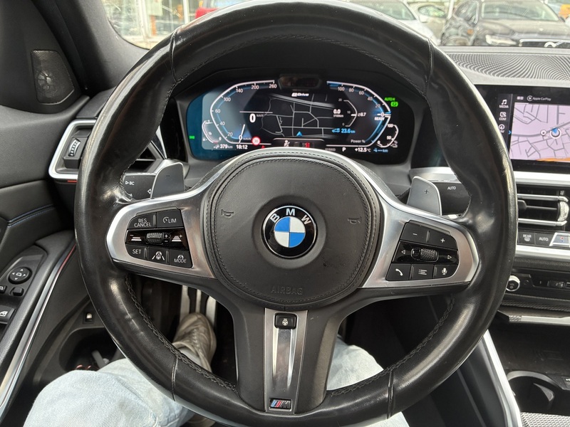 BMW 330 vaihtoauto