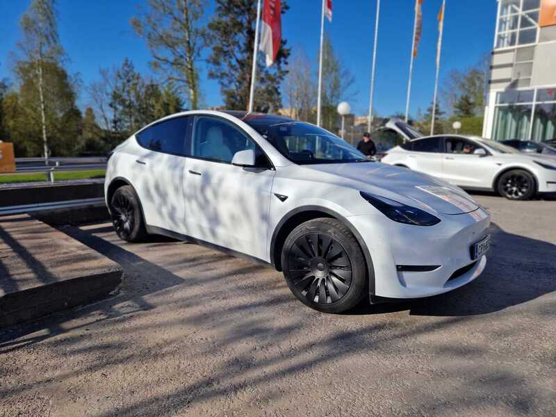 Tesla Model Y vaihtoauto