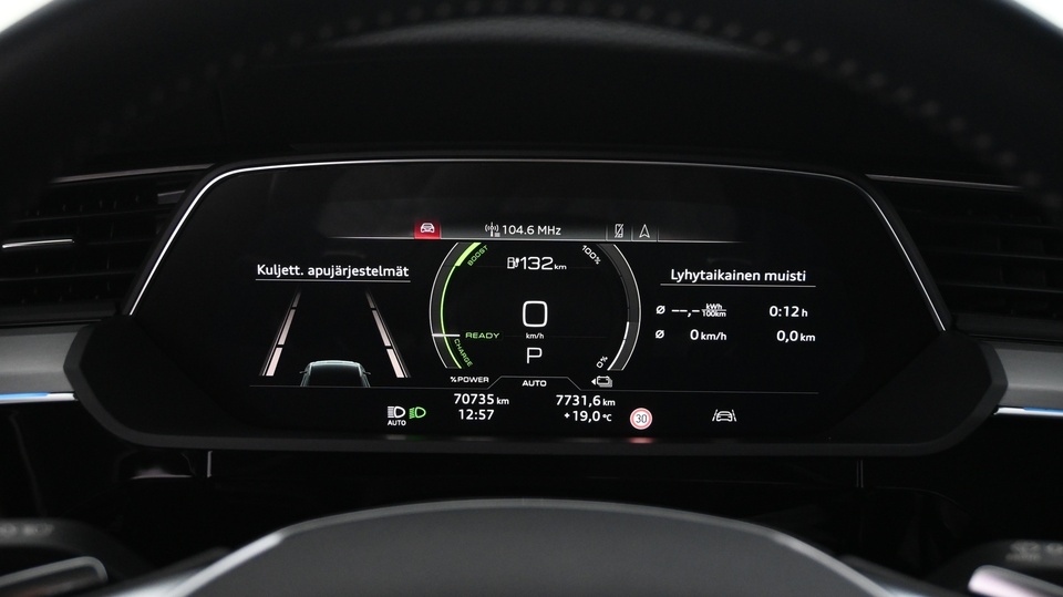 Audi e-tron vaihtoauto