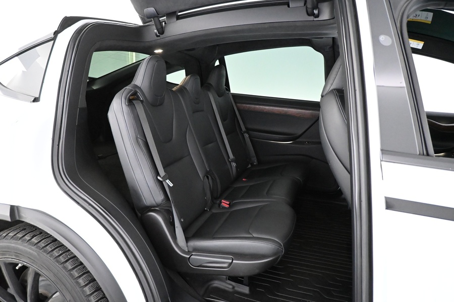 Tesla Model X vaihtoauto