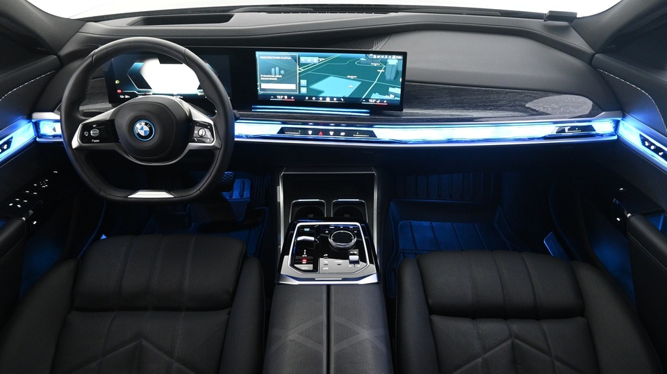 BMW i7 vaihtoauto