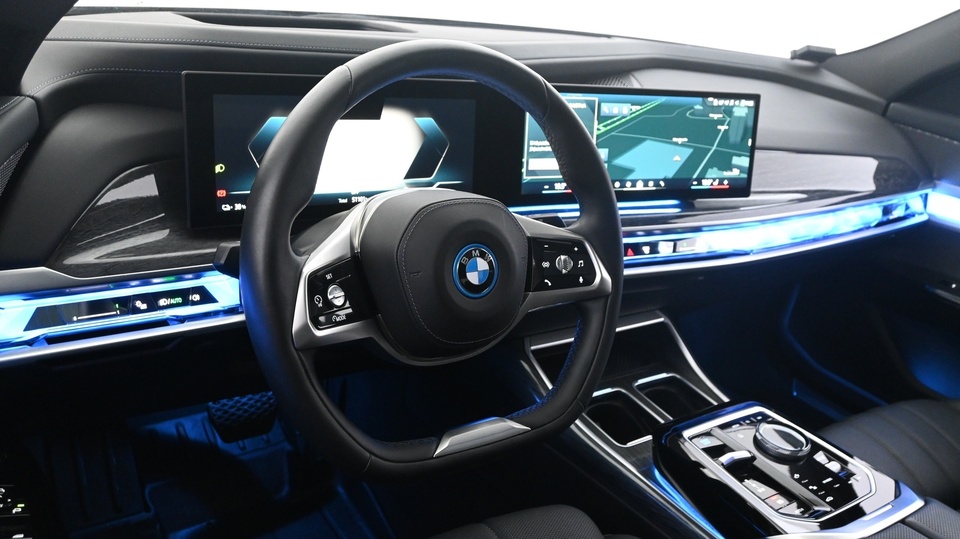 BMW i7 vaihtoauto