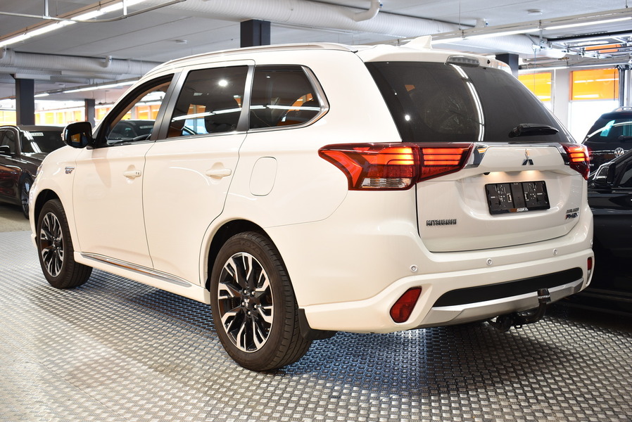 Mitsubishi Outlander vaihtoauto