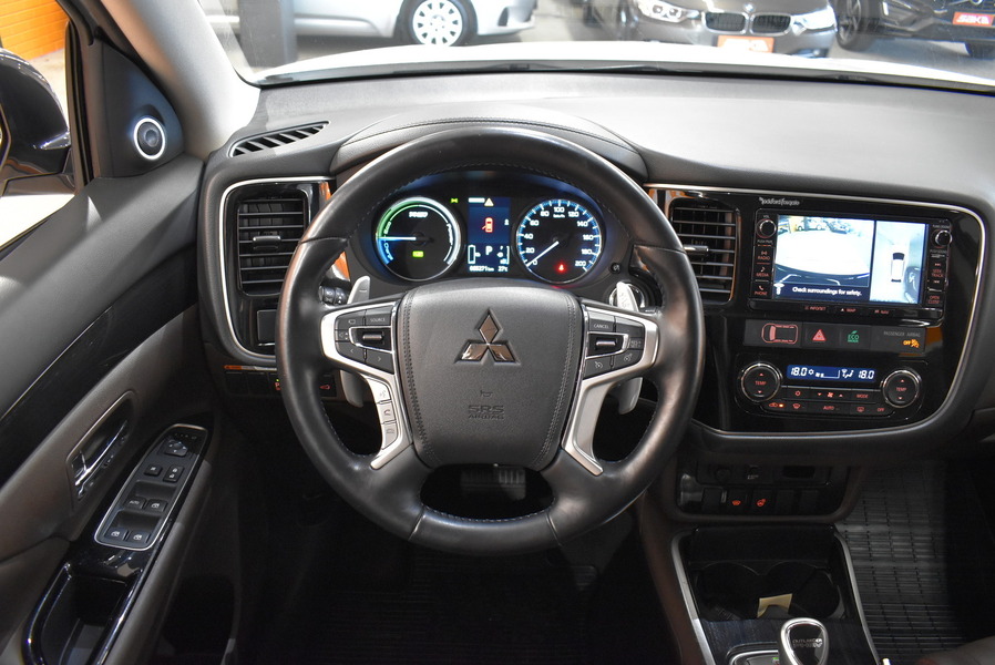Mitsubishi Outlander vaihtoauto