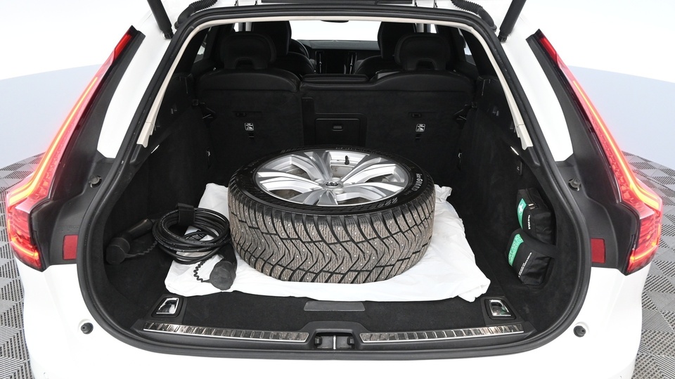 Volvo V90 vaihtoauto