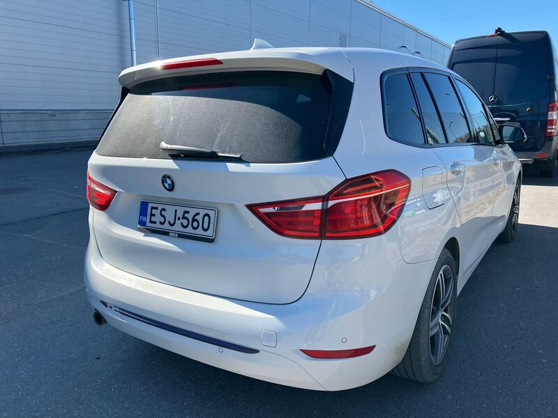 BMW 218 vaihtoauto