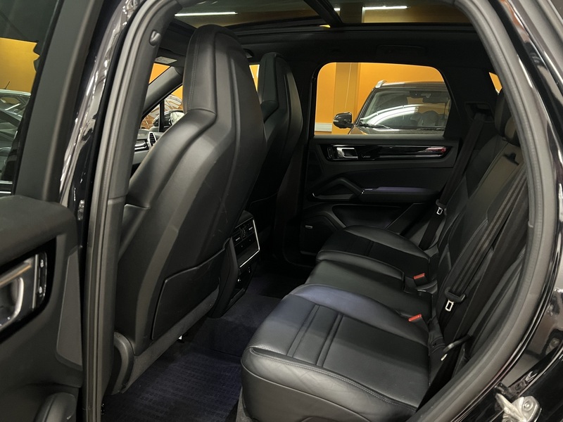 Porsche Cayenne vaihtoauto