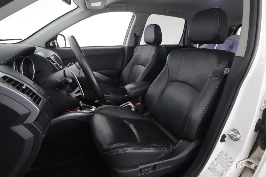 Mitsubishi Outlander vaihtoauto