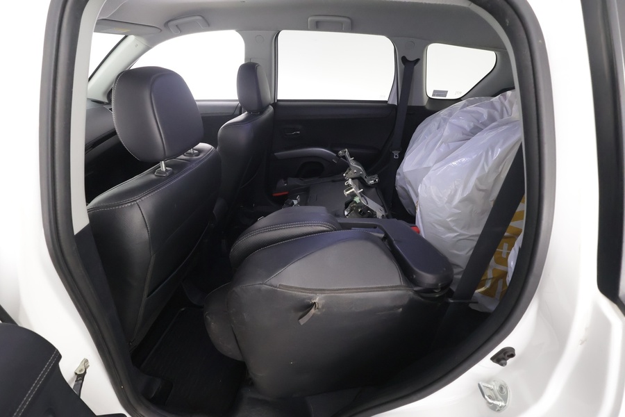 Mitsubishi Outlander vaihtoauto