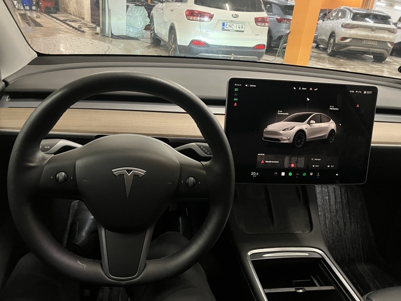 Tesla Model Y vaihtoauto