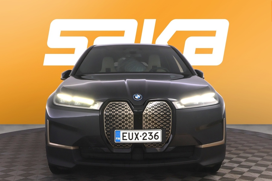 BMW iX vaihtoauto