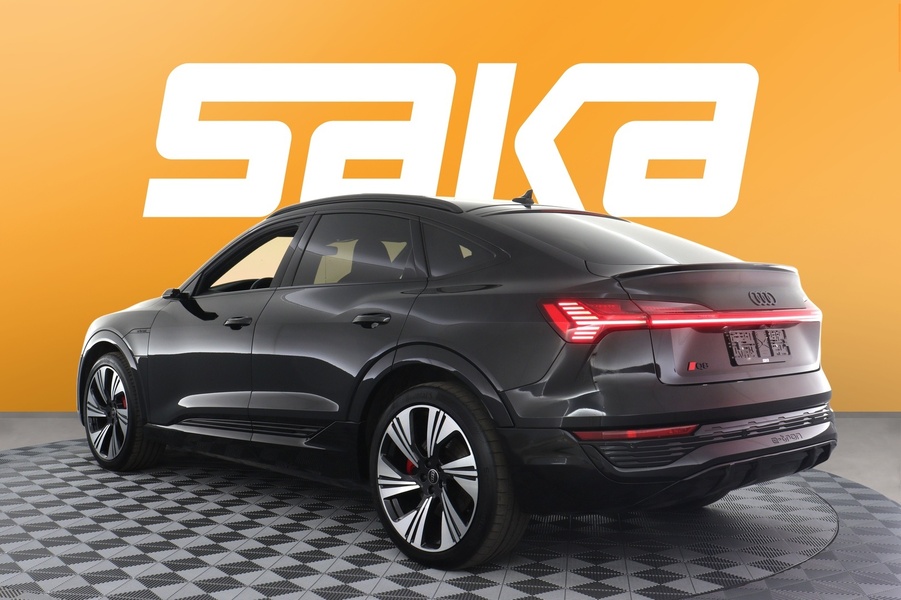 Audi Q8 e-tron vaihtoauto