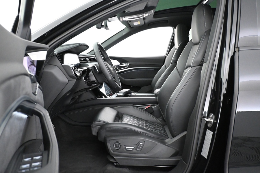 Audi Q8 e-tron vaihtoauto