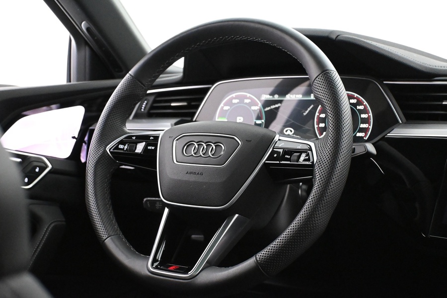 Audi Q8 e-tron vaihtoauto